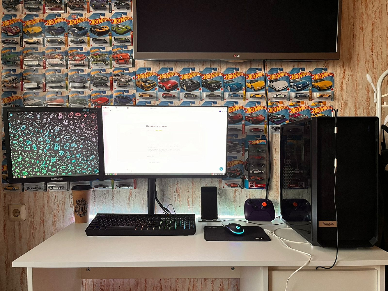 Стол письменный Айден белый