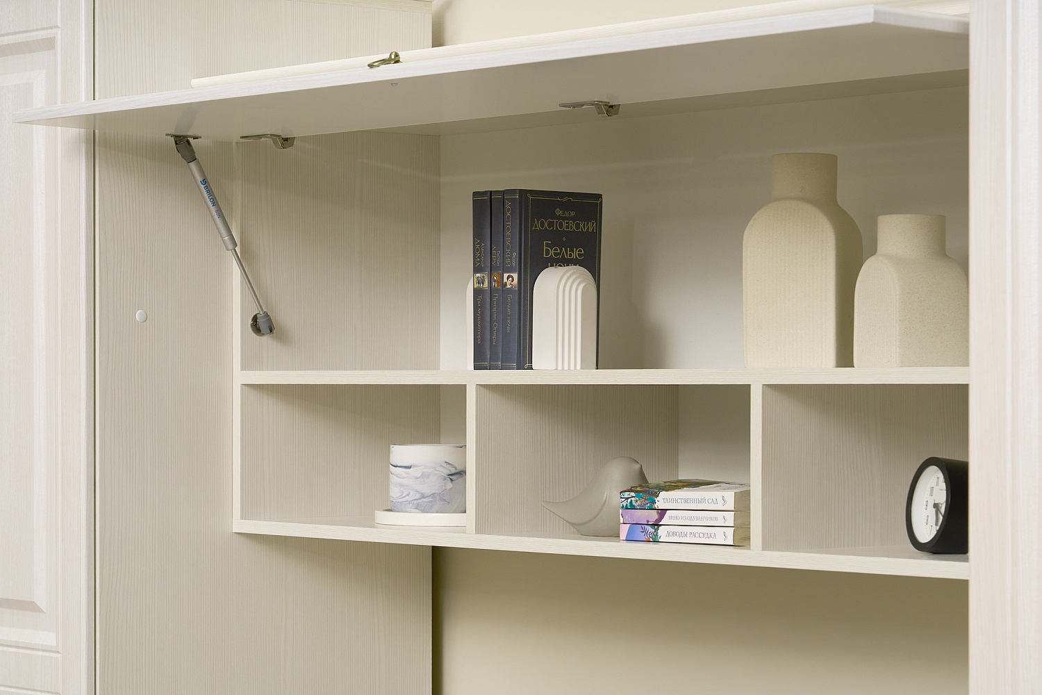 Стенка Престиж-1 №4 cандал светлый