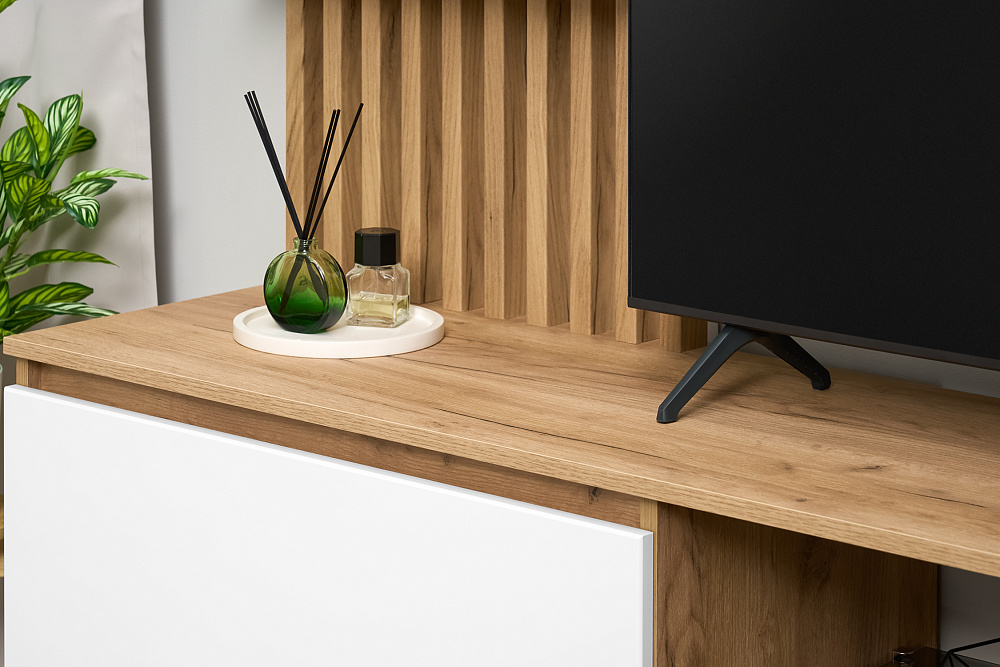 Стенка Бостон дуб крафт золотой / белый глянец