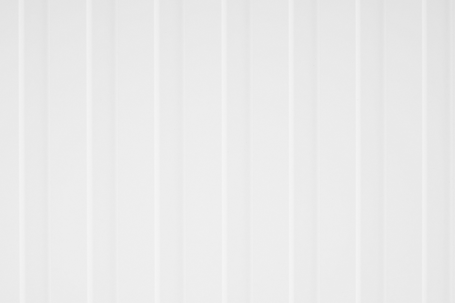 Витрина Ливенто дуб золотой / белый матовый