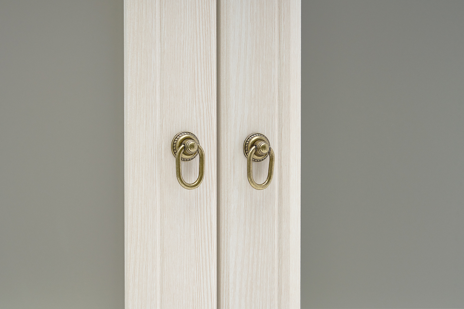 Шкаф со стеклом Престиж-1