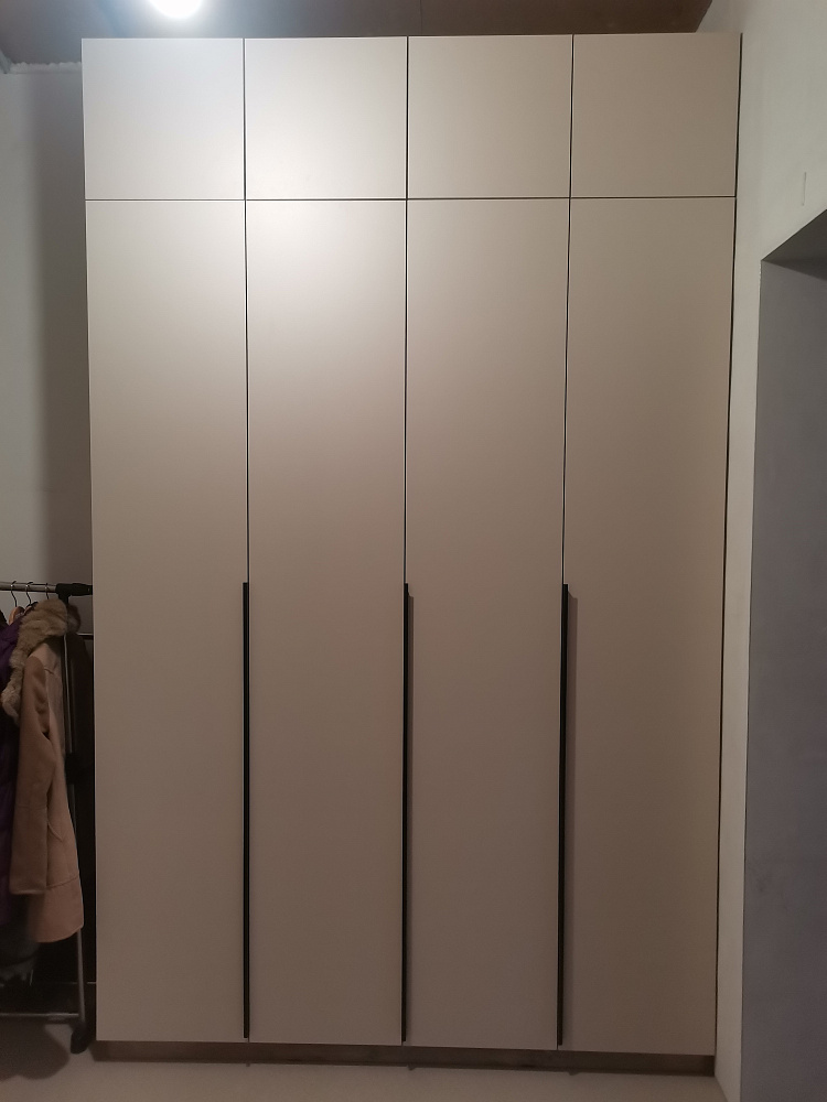 Шкаф 4-х створчатый Тивина с антресолью белый текстурный