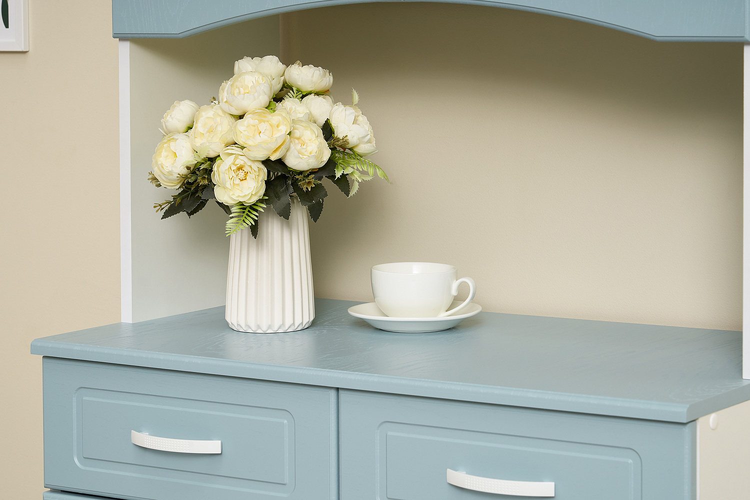 Буфет Констанция 2-х створчатый голубой