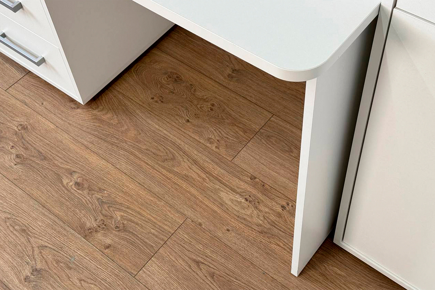 Стол компьютерный Лайт-2 белый