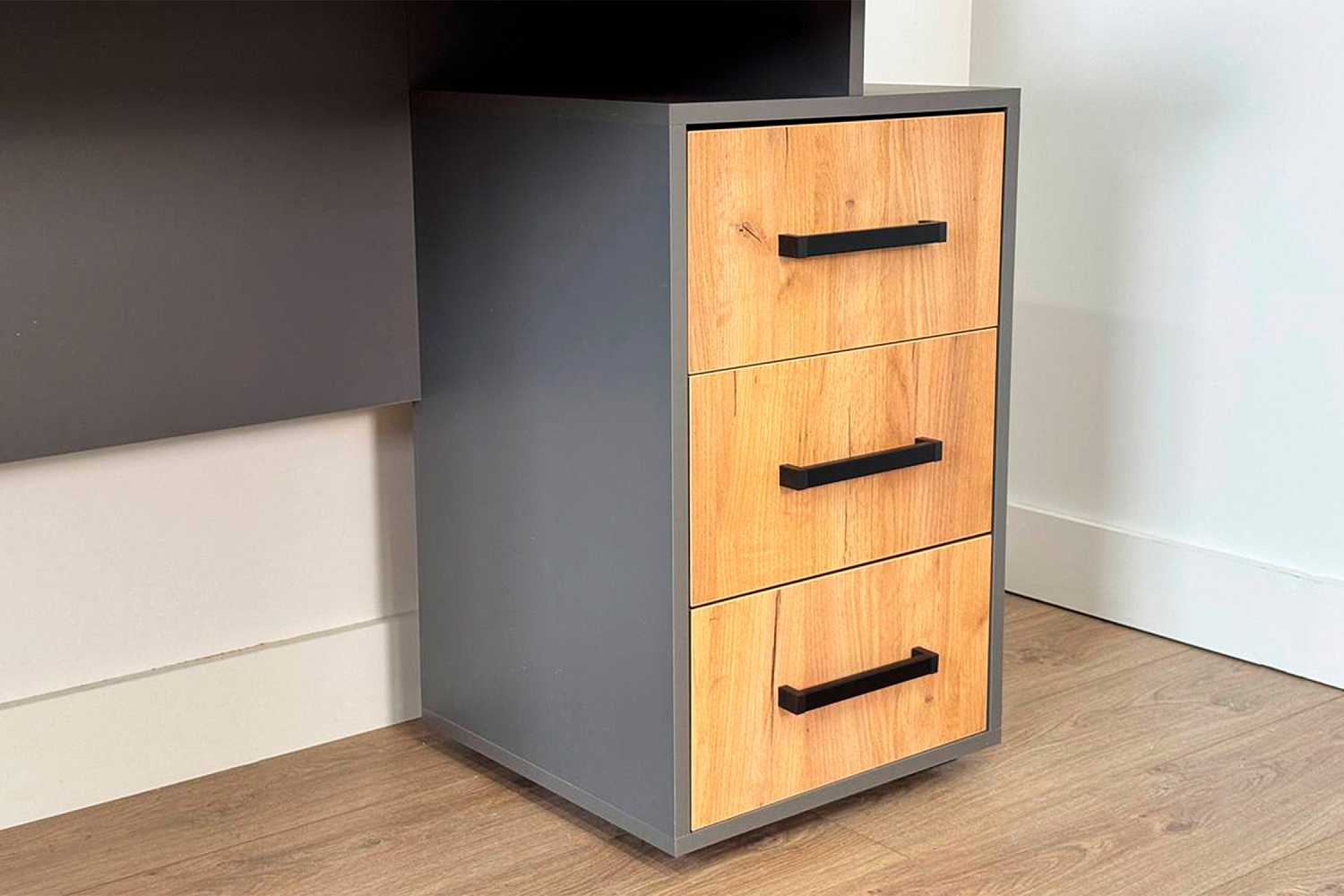 Стол компьютерный Лайт-2 графит / дуб крафт золотой