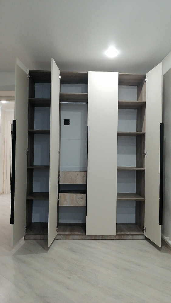 Шкаф 4-х створчатый Тивина графит серый