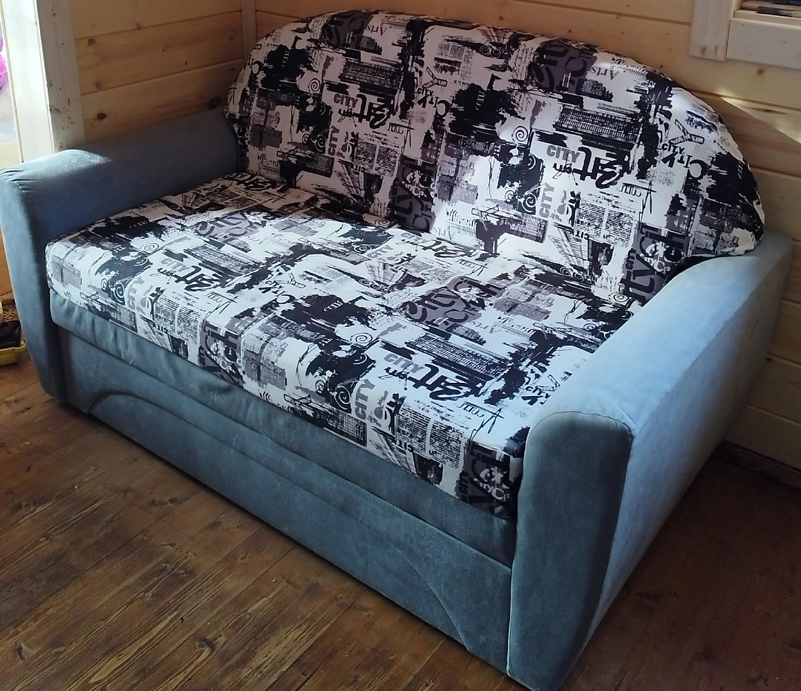 Диван выкатной Вена серый / принт Сити