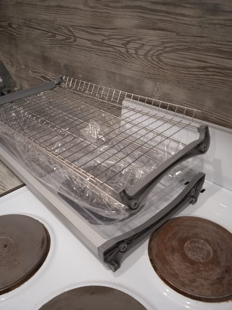 Посудосушитель с поддоном