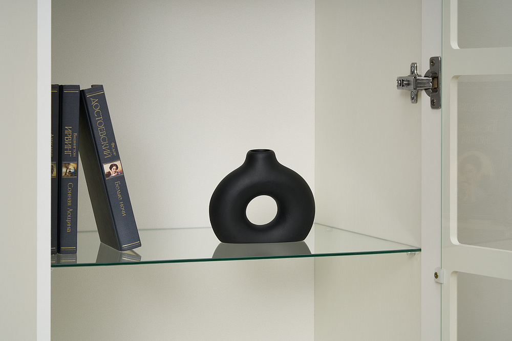 Шкаф-витрина Ливерпуль белый / ясень ваниль