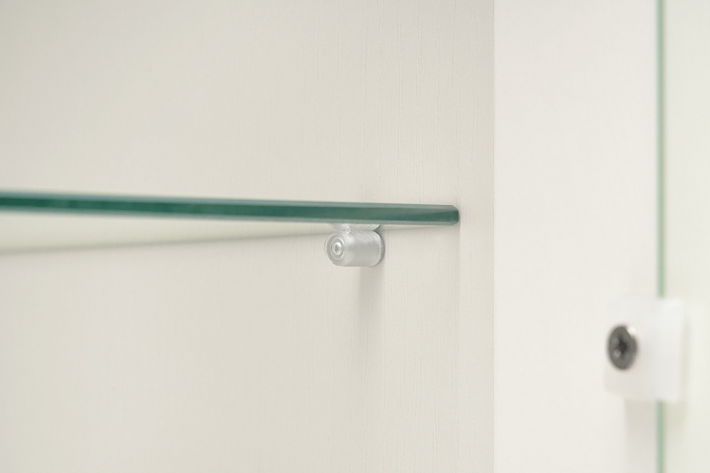 Шкаф-витрина Ливерпуль белый / ясень ваниль