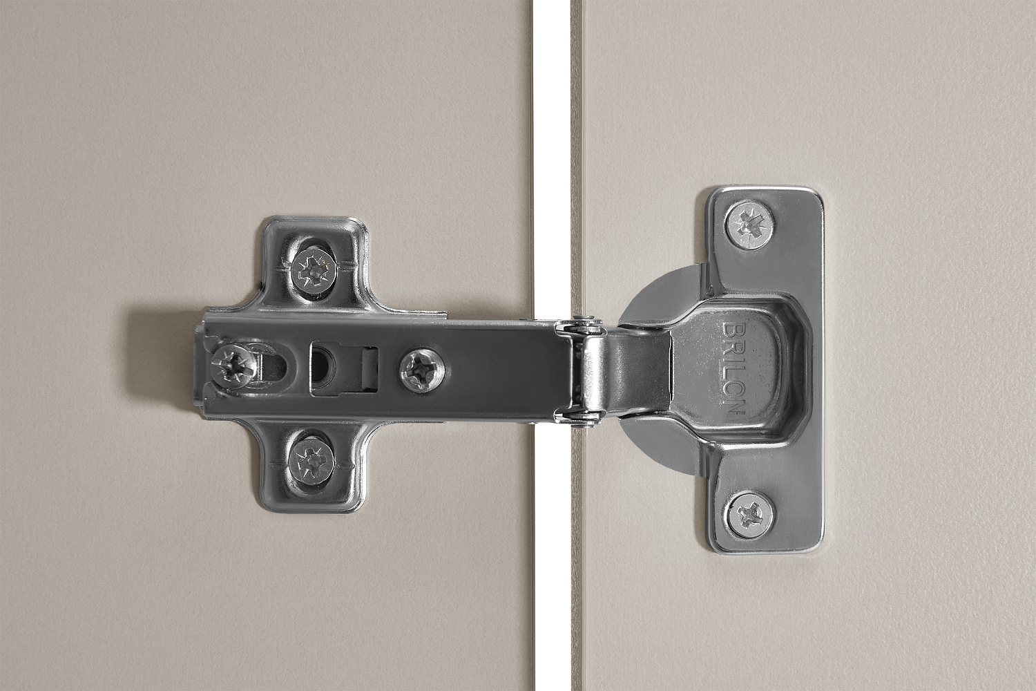 Шкаф 3-х створчатый с антресолью Норд кашемир