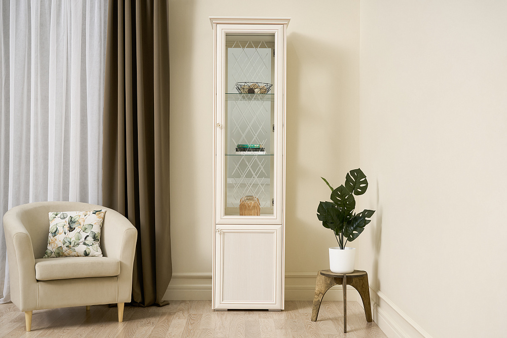 Пенал с витриной Парма сандал светлый