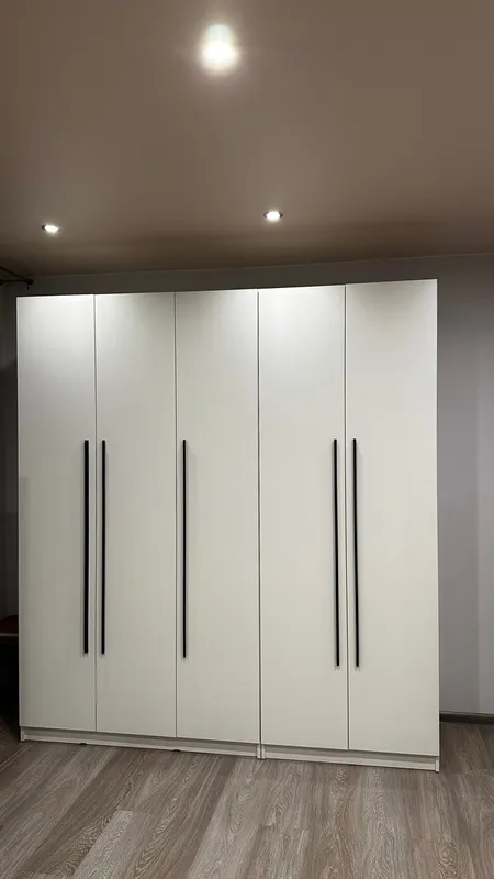 Шкаф 2-х створчатый Берген с зеркалами белое дерево