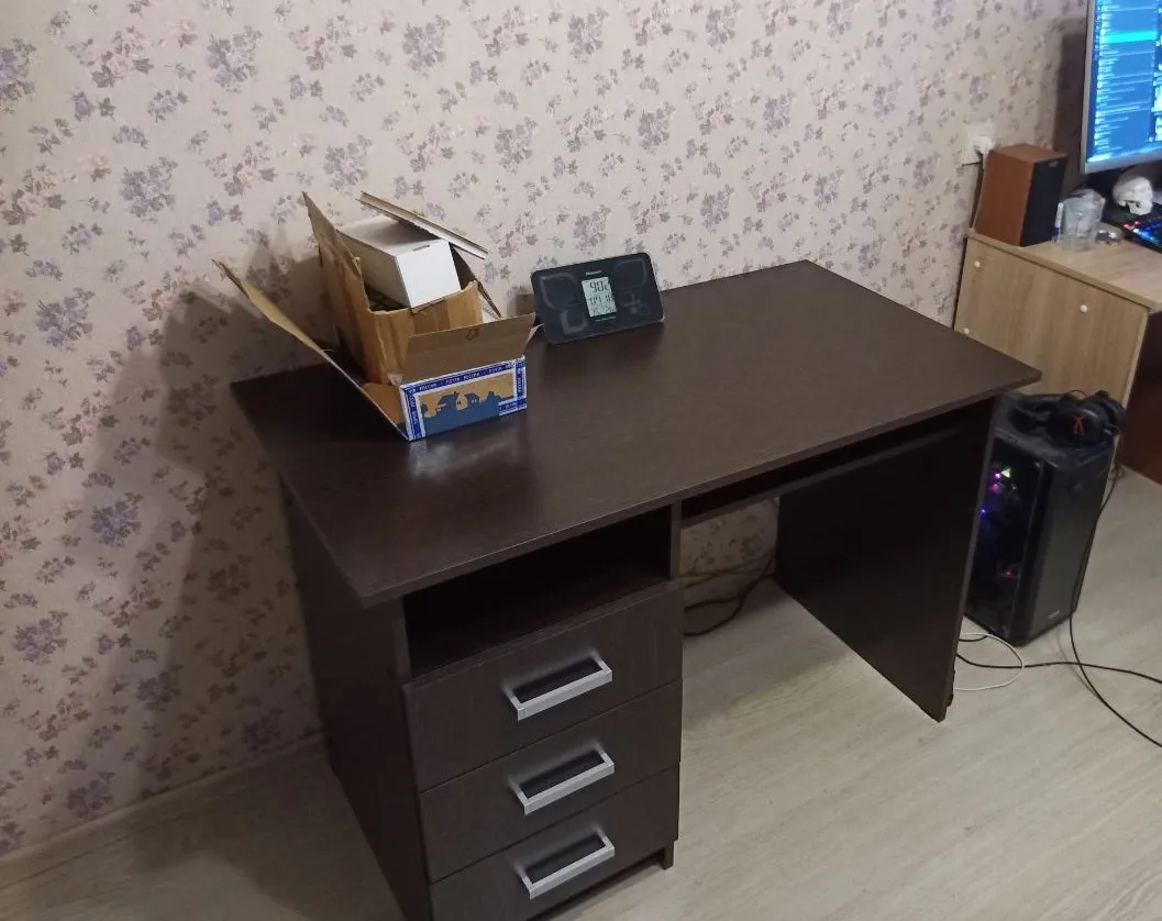 Письменный стол ПС-02 белый текстурный